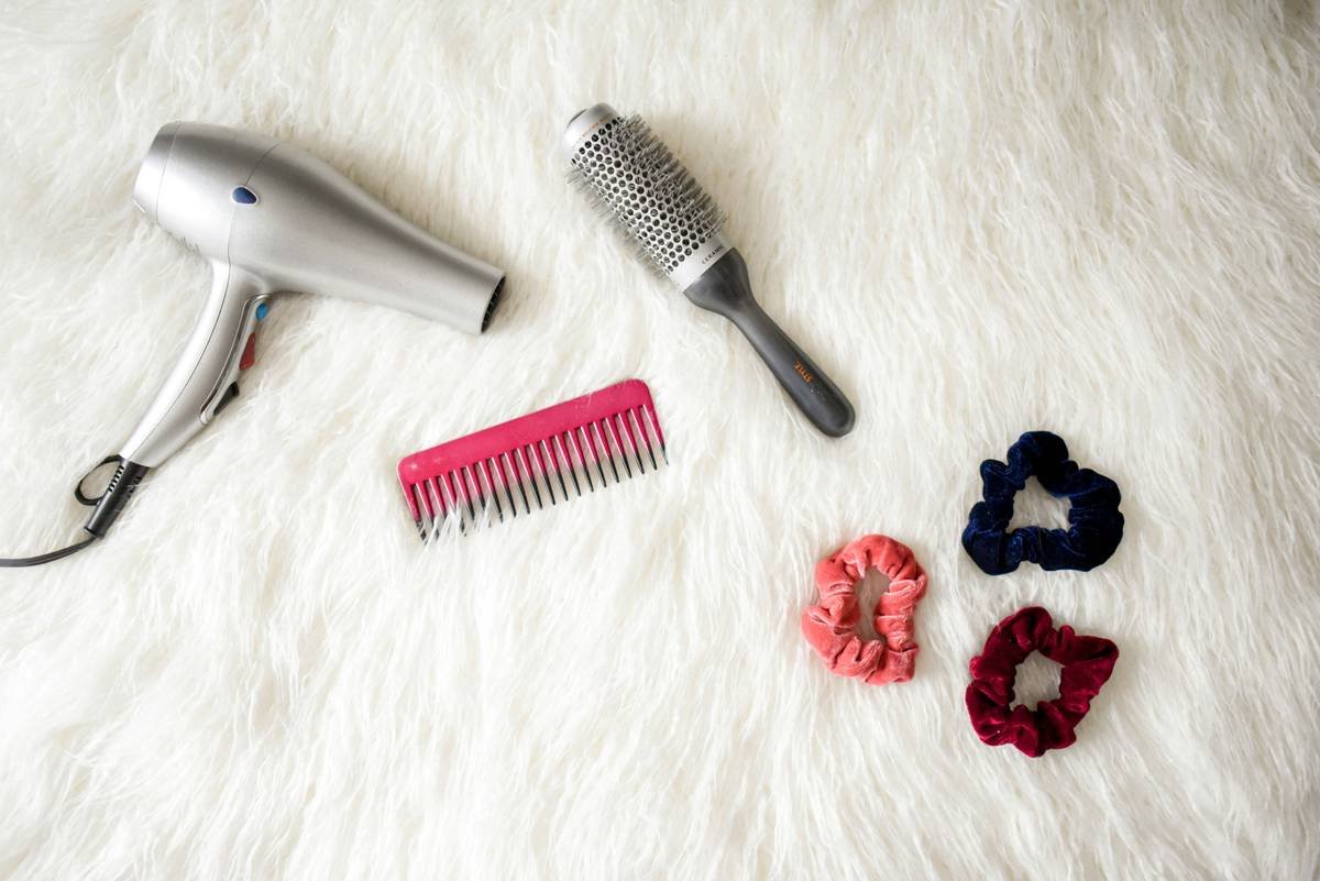 Why Your Home Blowout Sucks—And How to Fix It with the Right Salon Hair Styling Tool