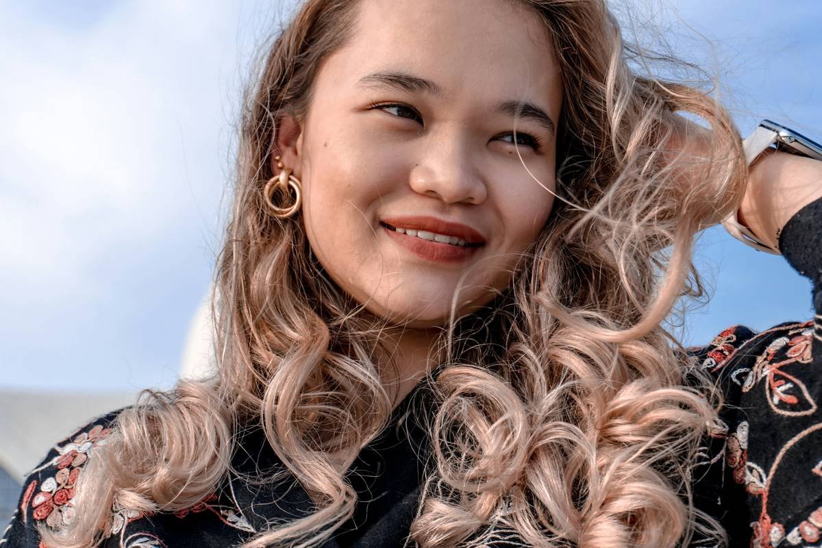 Salon Hair Crimper Secrets: How to Get Runway-Ready Texture Without the Frizz